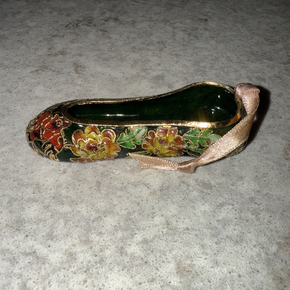Vintage Cloisonne Ballet Slipper Shoe Figurine Ornament Green Floral Cardinal